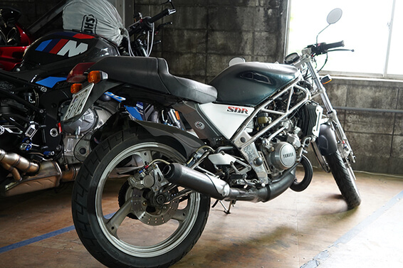 アイドゥのバイク月極駐車場「調布PART1（柴崎）パーキング」をご紹介！つつじヶ丘・国領の近隣情報も