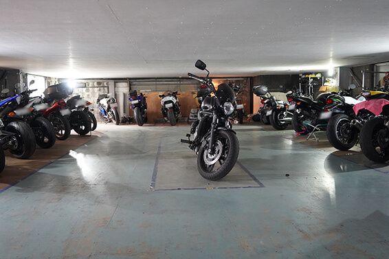 アイドゥのバイク月極駐車場「調布PART1（柴崎）パーキング」をご紹介！つつじヶ丘・国領の近隣情報も
