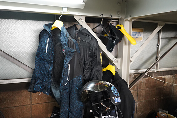 アイドゥのバイク月極駐車場「調布PART1（柴崎）パーキング」をご紹介！つつじヶ丘・国領の近隣情報も